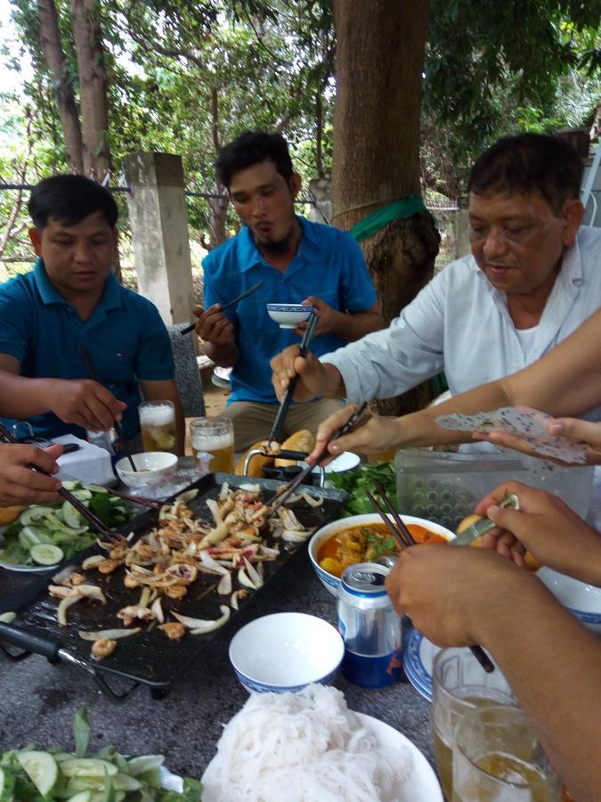 Khach San Mong An 호텔 빈 히 외부 사진